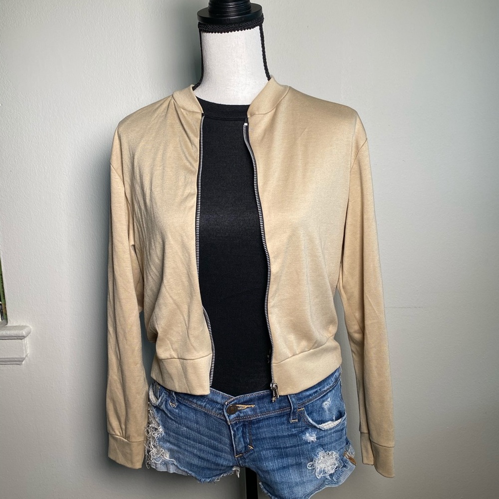 Cute Boohoo Bomber Light-weight Sweater Jacket